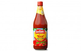 Kissan Twist Sweet & Spicy Sauce  Glass Bottle  1 kilogram